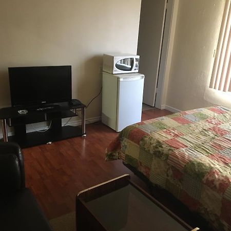 דוסון קריק The Silverado Inn מראה חיצוני תמונה